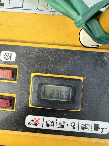 USED HUSTLER SUPER SF 60" ZERO TURN STAND ON LAWN MOWER