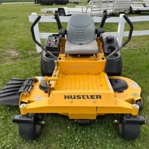 USED HUSTLER FASTRAK 60" ZERO TURN LAWN MOWER