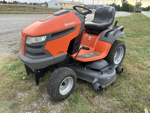 USED HUSQVARNA LGT2554 RIDING LAWN MOWER/TRACTOR