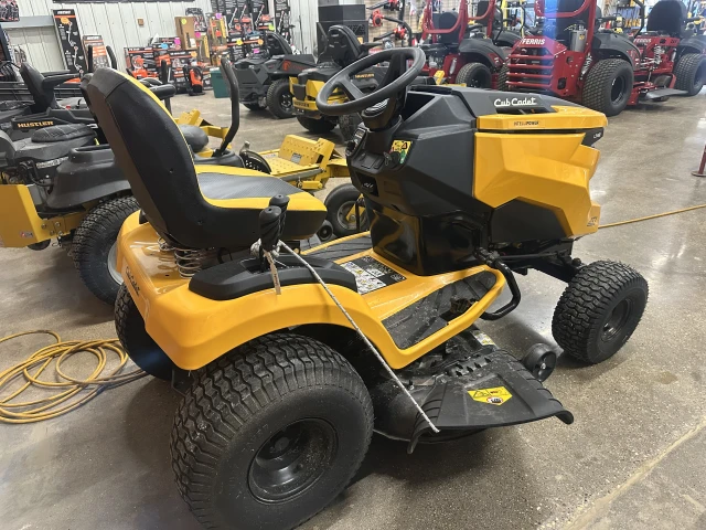 CUB CADET XT1 LT42 IntelliPOWER