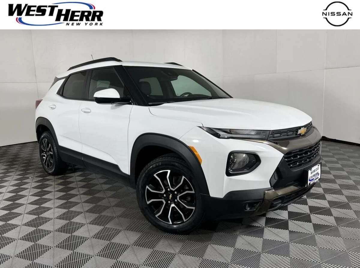 Pre-Owned 2023 Chevrolet Trailblazer ACTIV