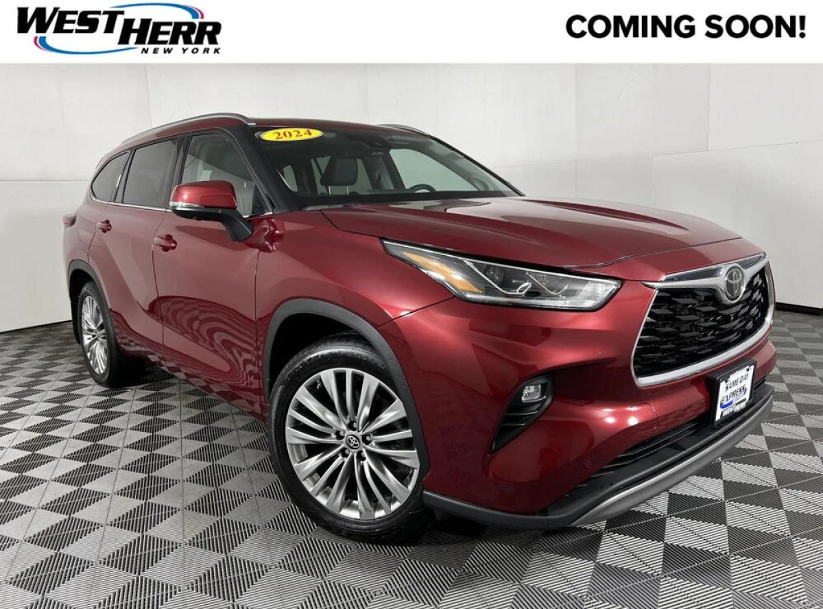 Pre-Owned 2024 Toyota Highlander Platinum