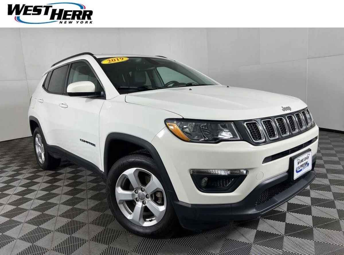 Pre-Owned 2019 Jeep Compass Latitude