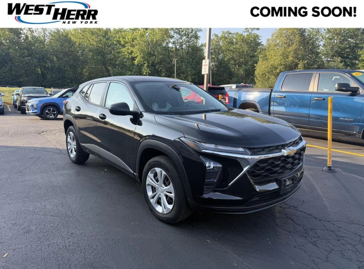 Pre-Owned 2024 Chevrolet Trax LS