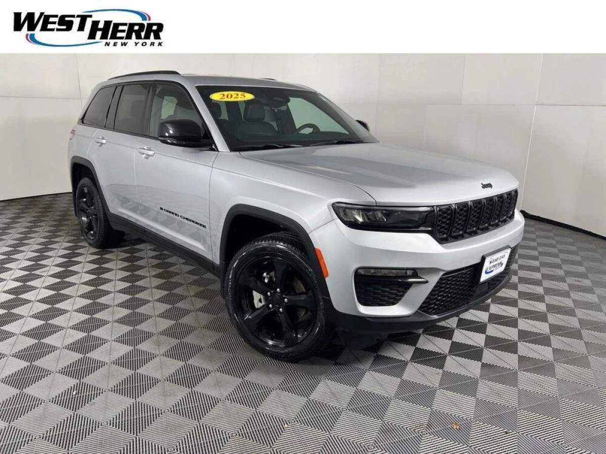 New 2025 Jeep Grand Cherokee Limited