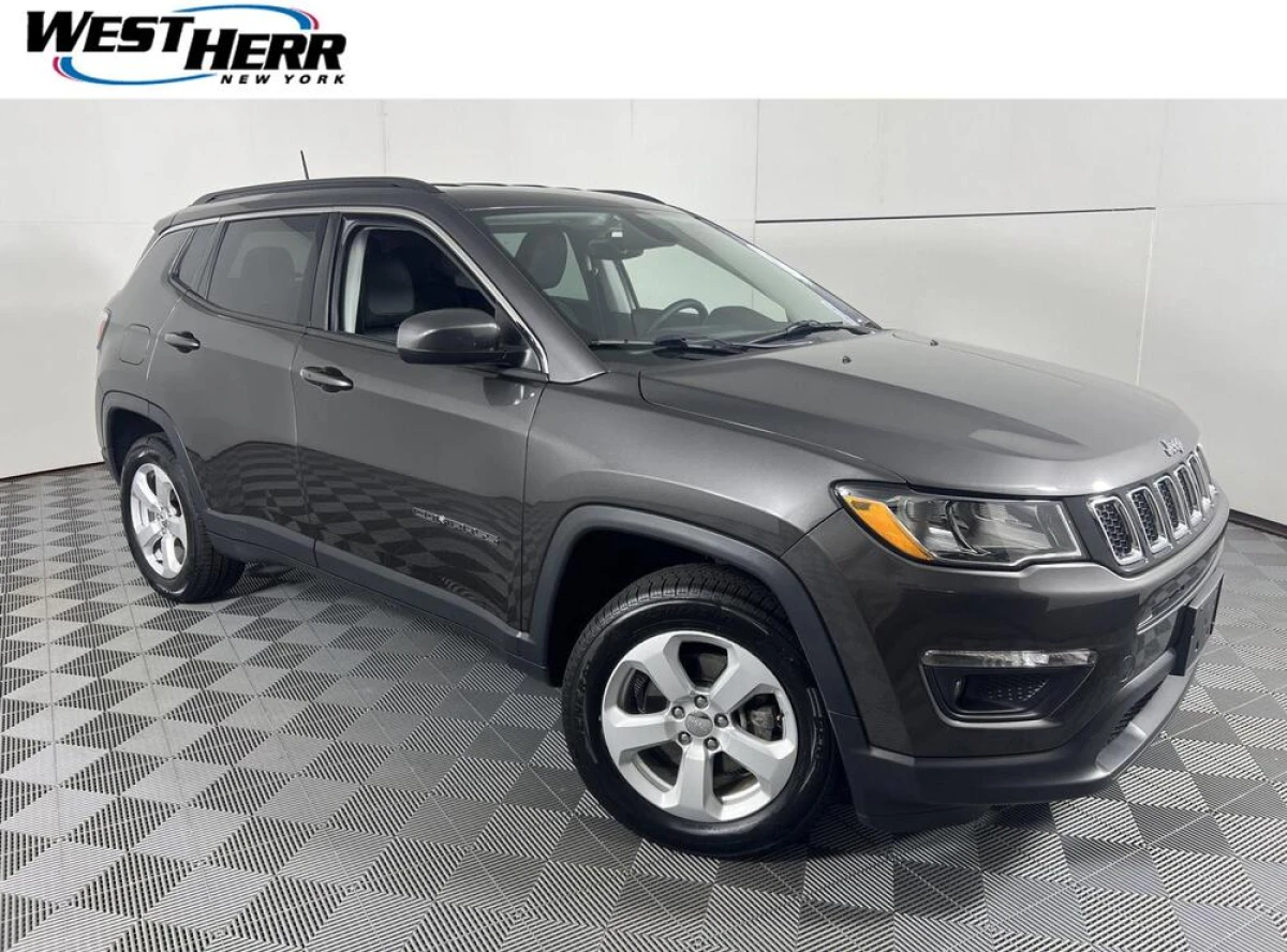 Pre-Owned 2018 Jeep Compass Latitude