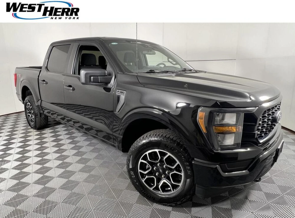 Pre-Owned 2023 Ford F-150 XL