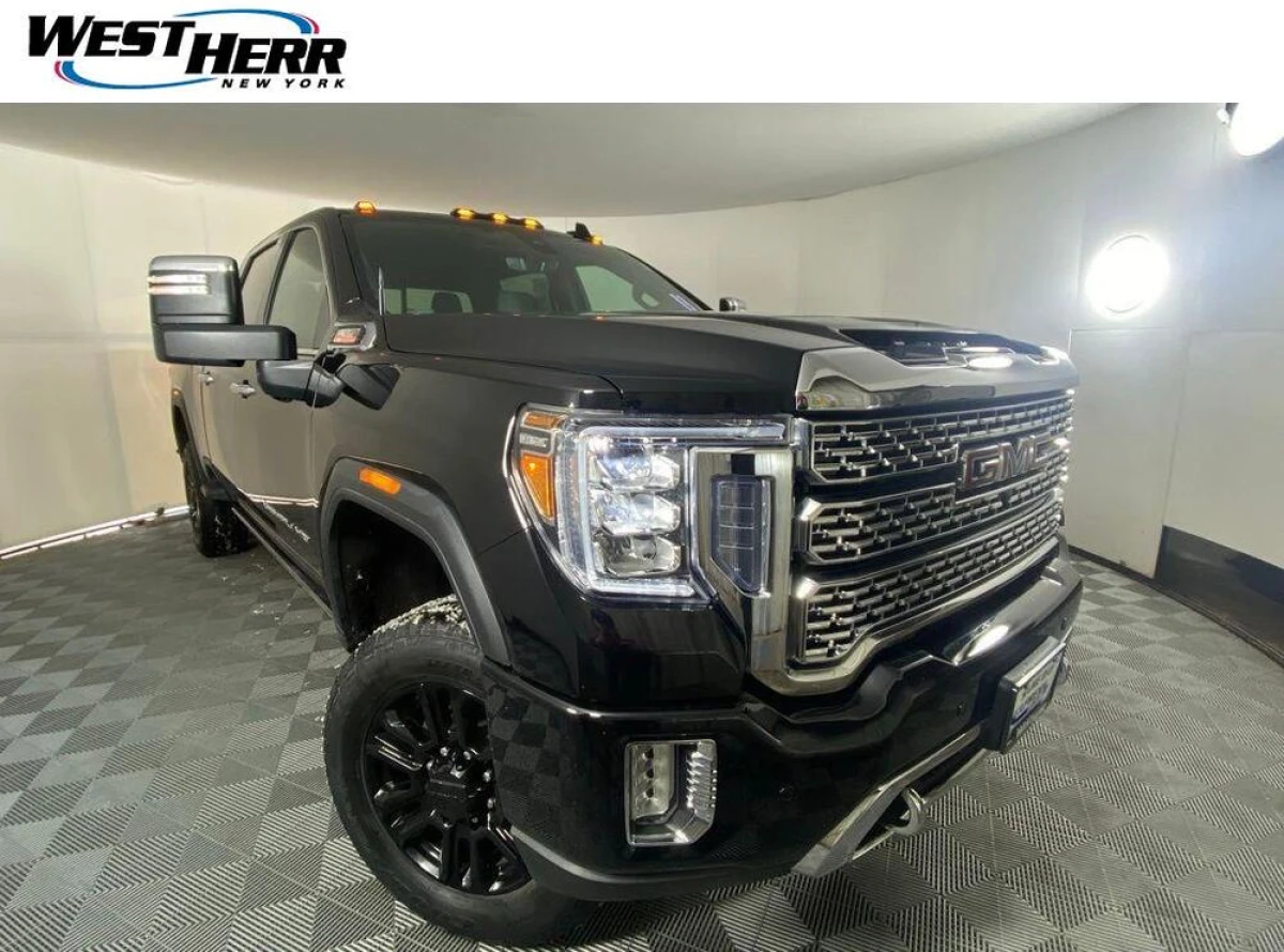 Pre-Owned 2022 GMC Sierra 2500HD Denali