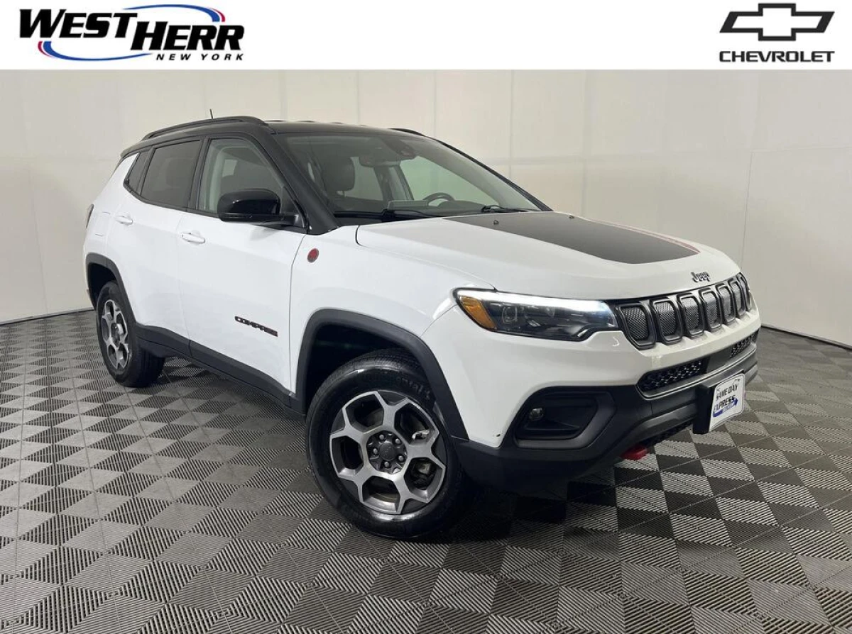 Pre-Owned 2022 Jeep Compass Trailhawk
