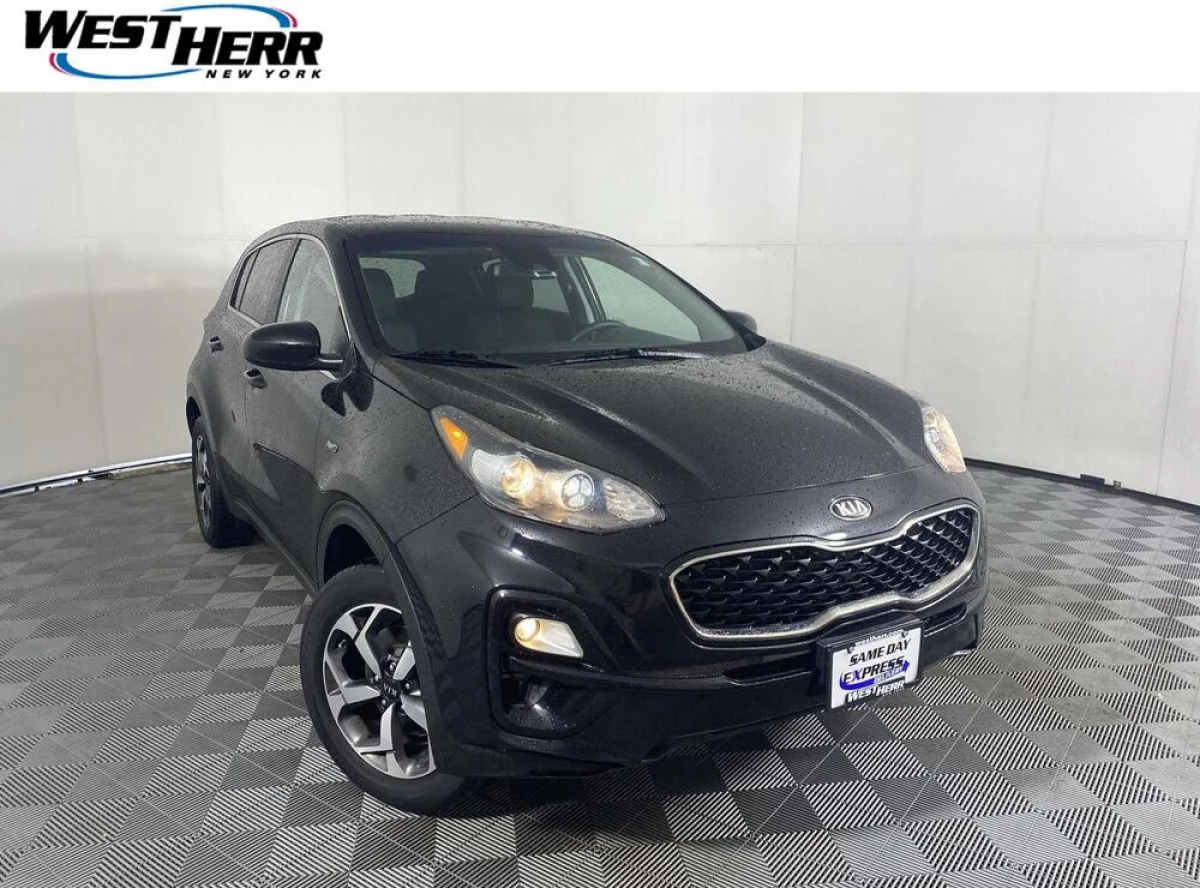 Pre-Owned 2020 Kia Sportage LX