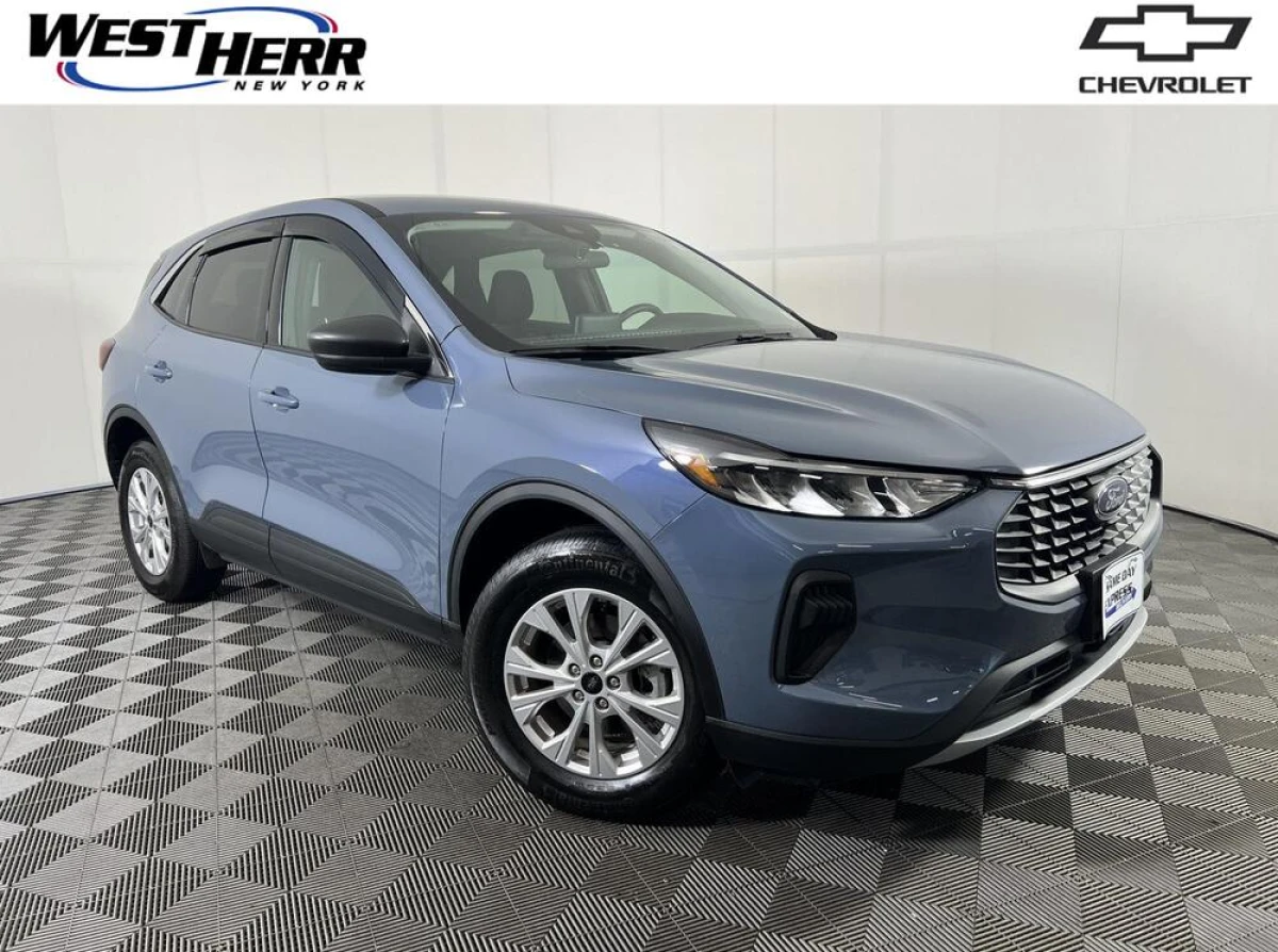 Pre-Owned 2024 Ford Escape Active
