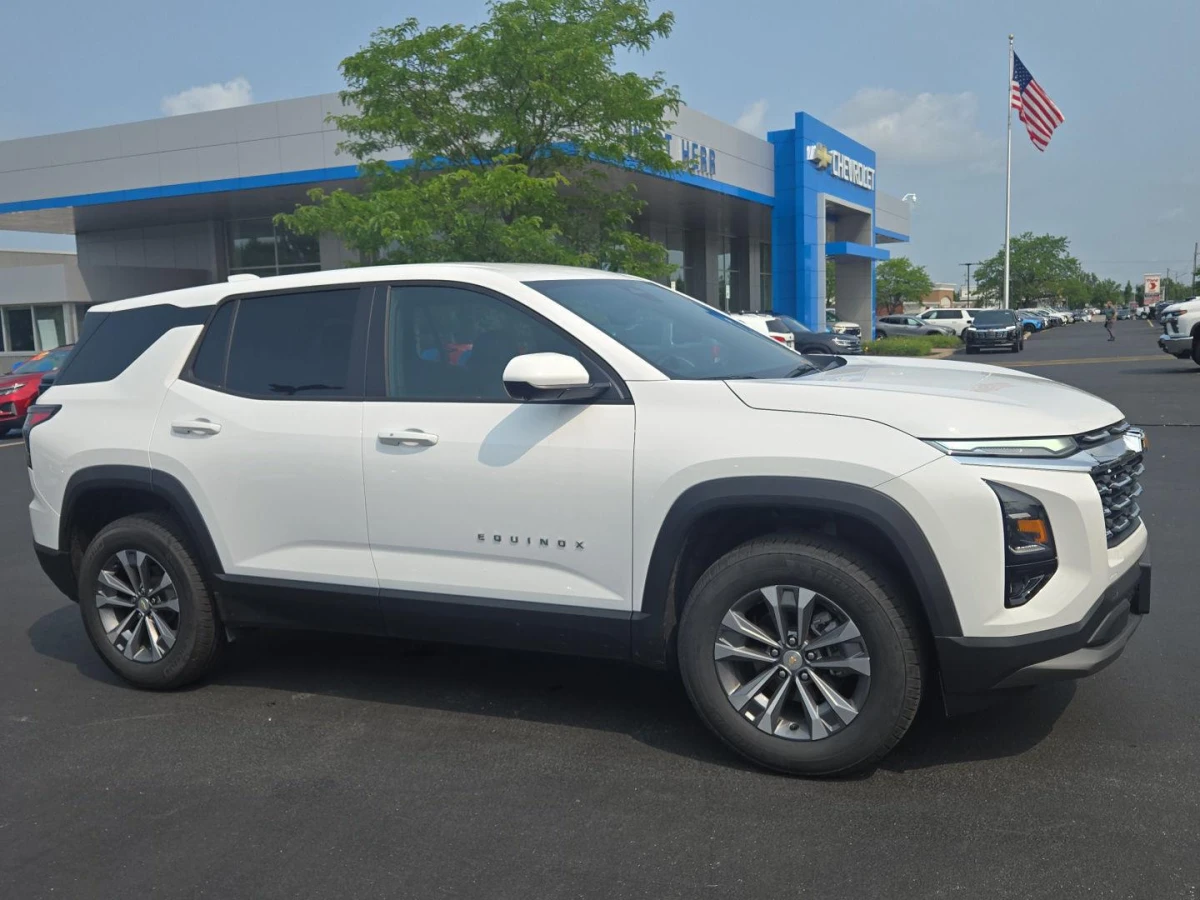 New 2026 Chevrolet Equinox AWD LT