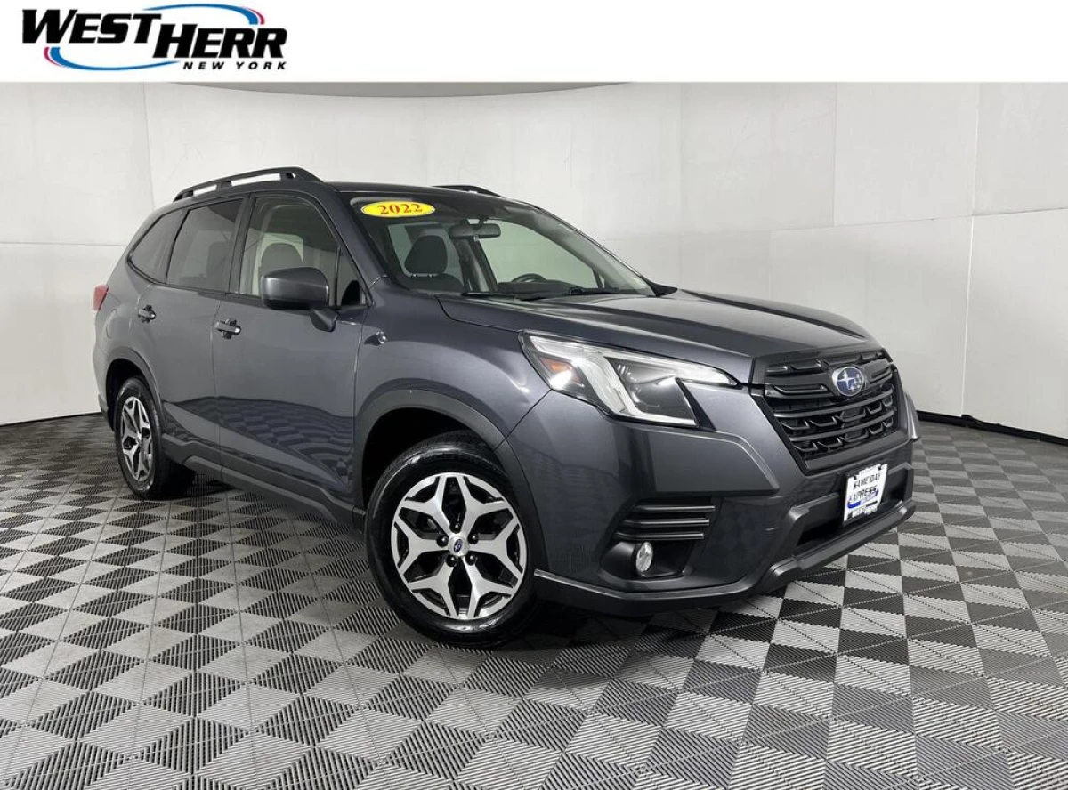 Pre-Owned 2022 Subaru Forester Premium