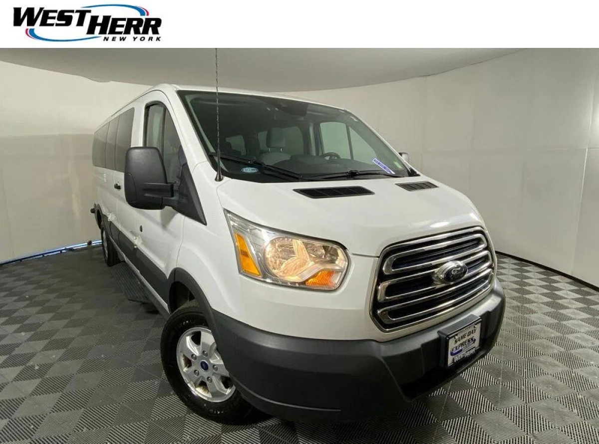 Pre-Owned 2017 Ford Transit-350 XLT