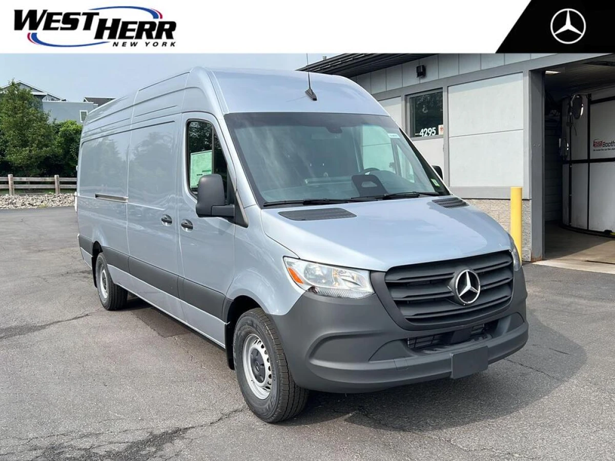 New 2026 Mercedes-Benz Sprinter 2500 Cargo Van 170” 4cyl HO