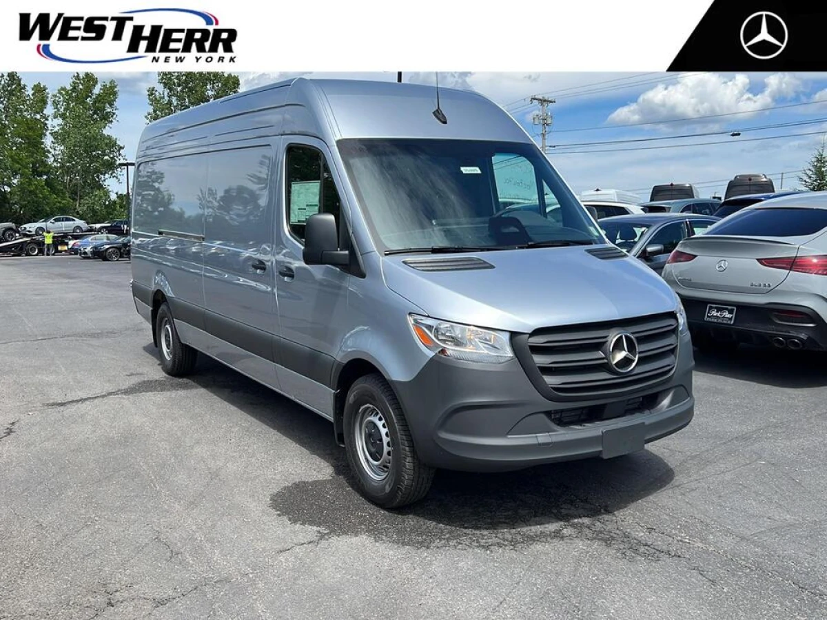 New 2026 Mercedes-Benz Sprinter 2500 Cargo Van 170” 4cyl HO