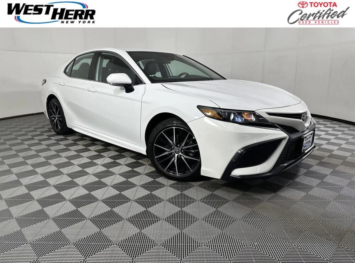 Certified Pre-Owned 2024 Toyota Camry SE