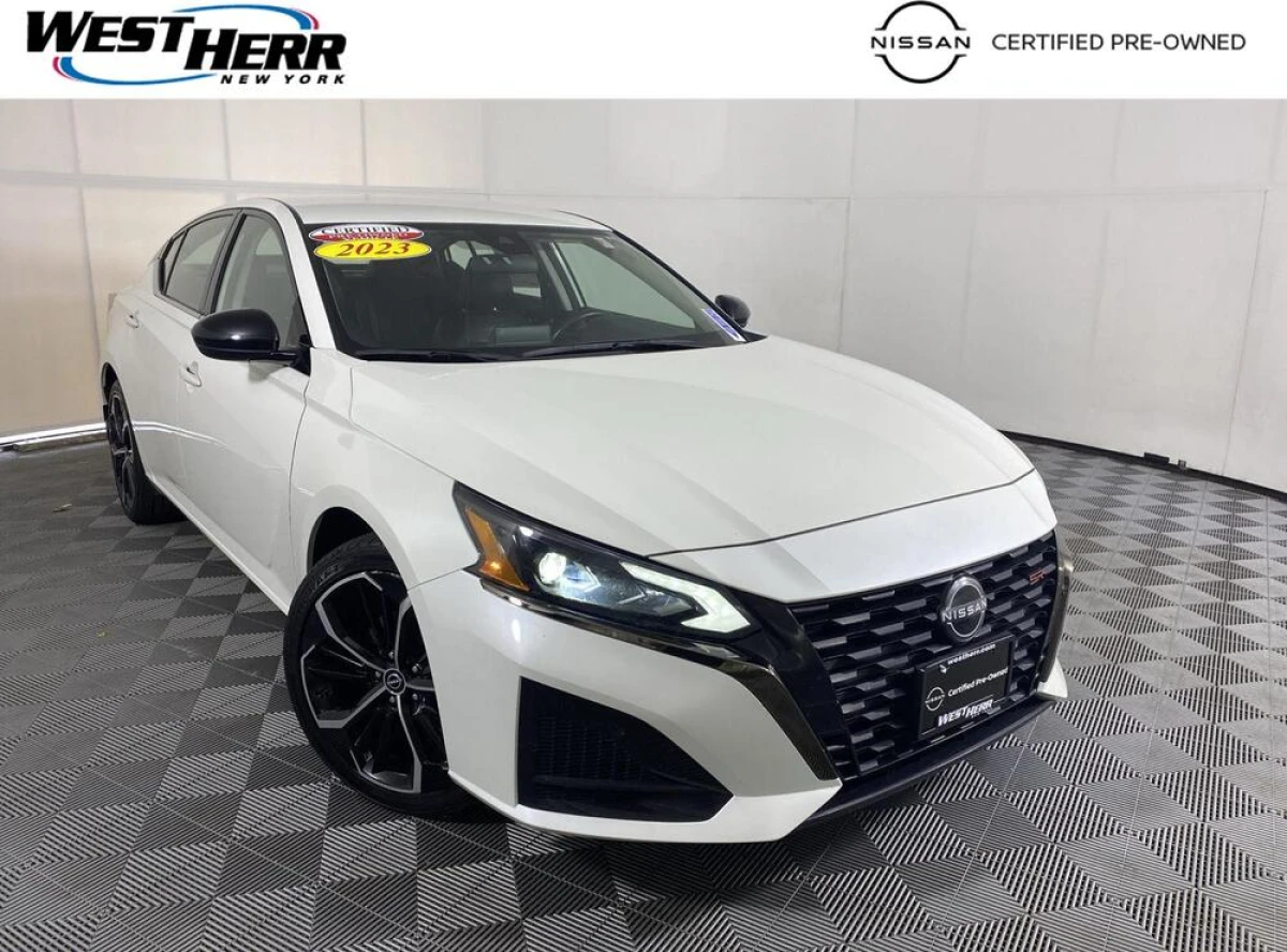 Certified Pre-Owned 2023 Nissan Altima 2.5 SR