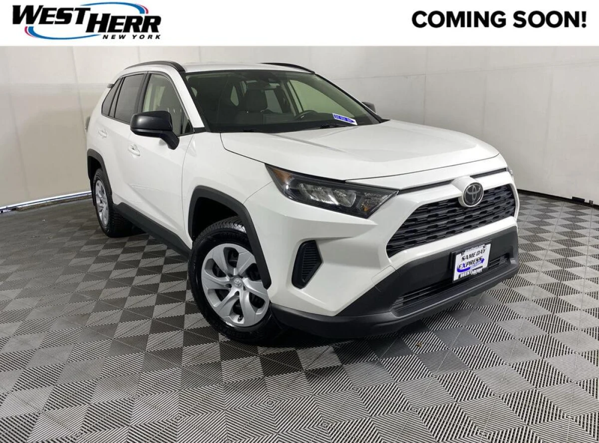 Pre-Owned 2021 Toyota RAV4 LE