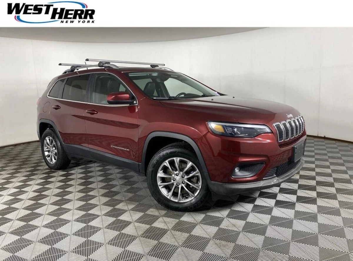 Pre-Owned 2019 Jeep Cherokee Latitude Plus