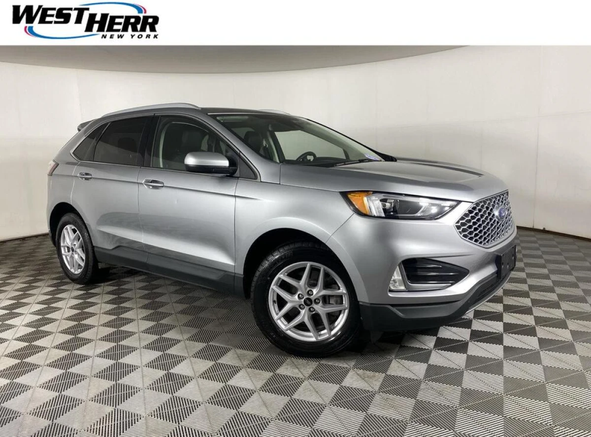 Pre-Owned 2024 Ford Edge SEL