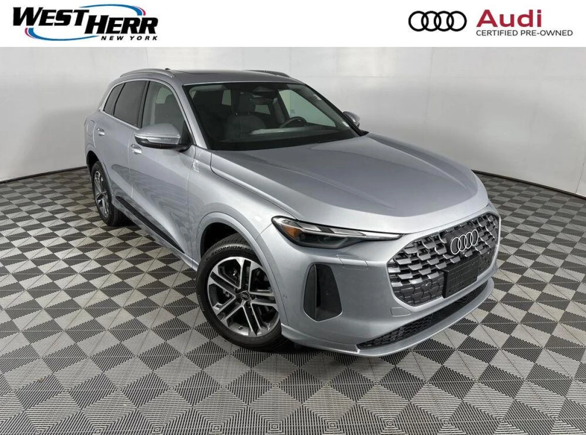 Certified Pre-Owned 2025 Audi Q5 2.0T Premium