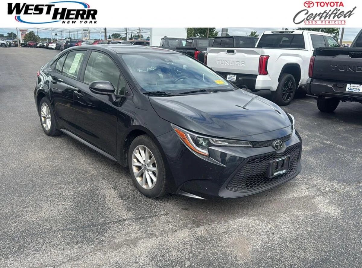 Certified Pre-Owned 2021 Toyota Corolla LE