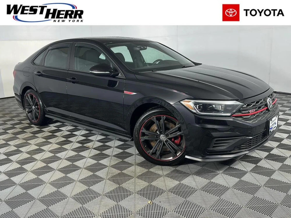 Pre-Owned 2019 Volkswagen Jetta GLI 35th Anniversary Edition