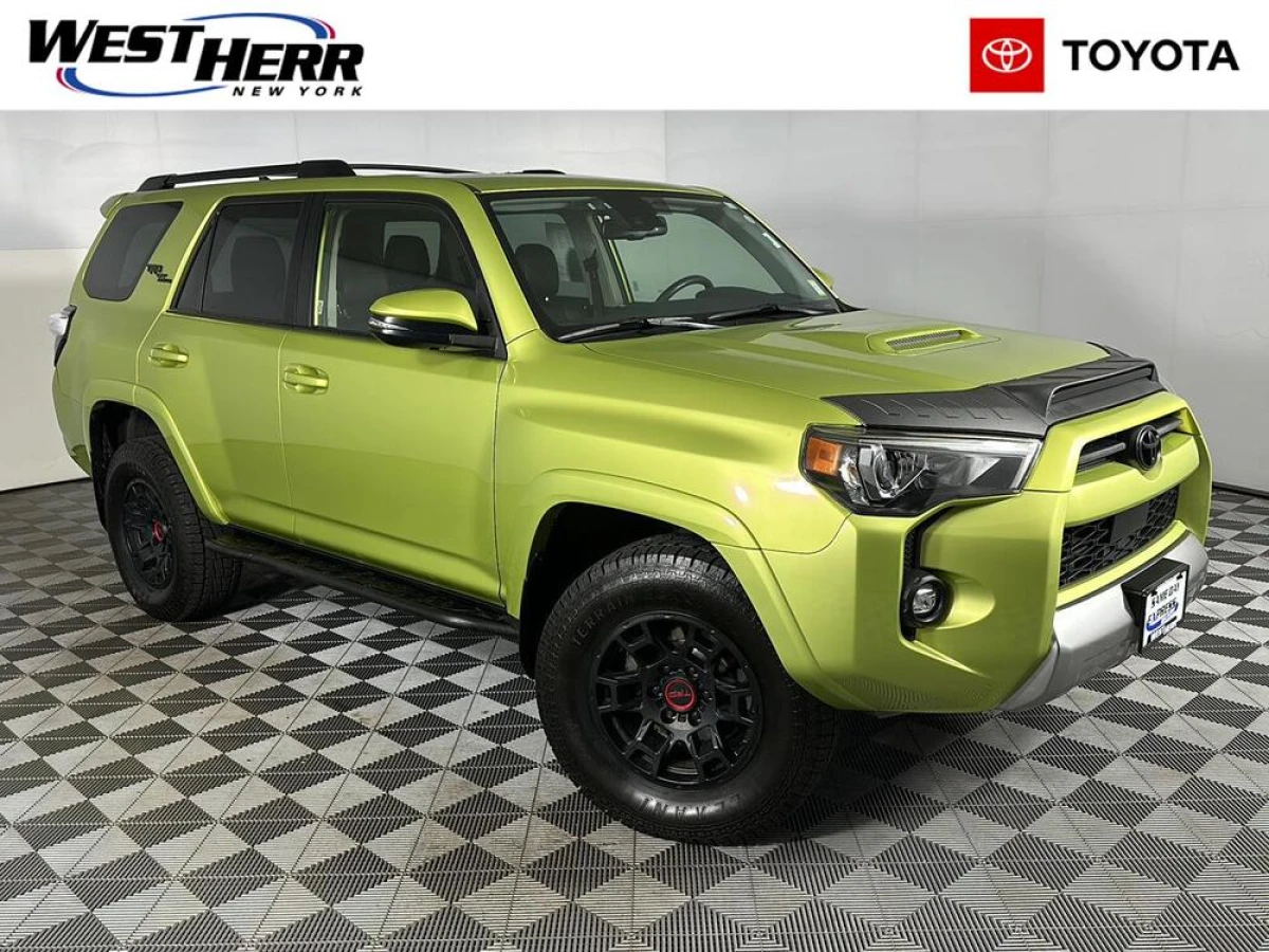 Pre-Owned 2023 Toyota 4Runner TRD Off Road Premium