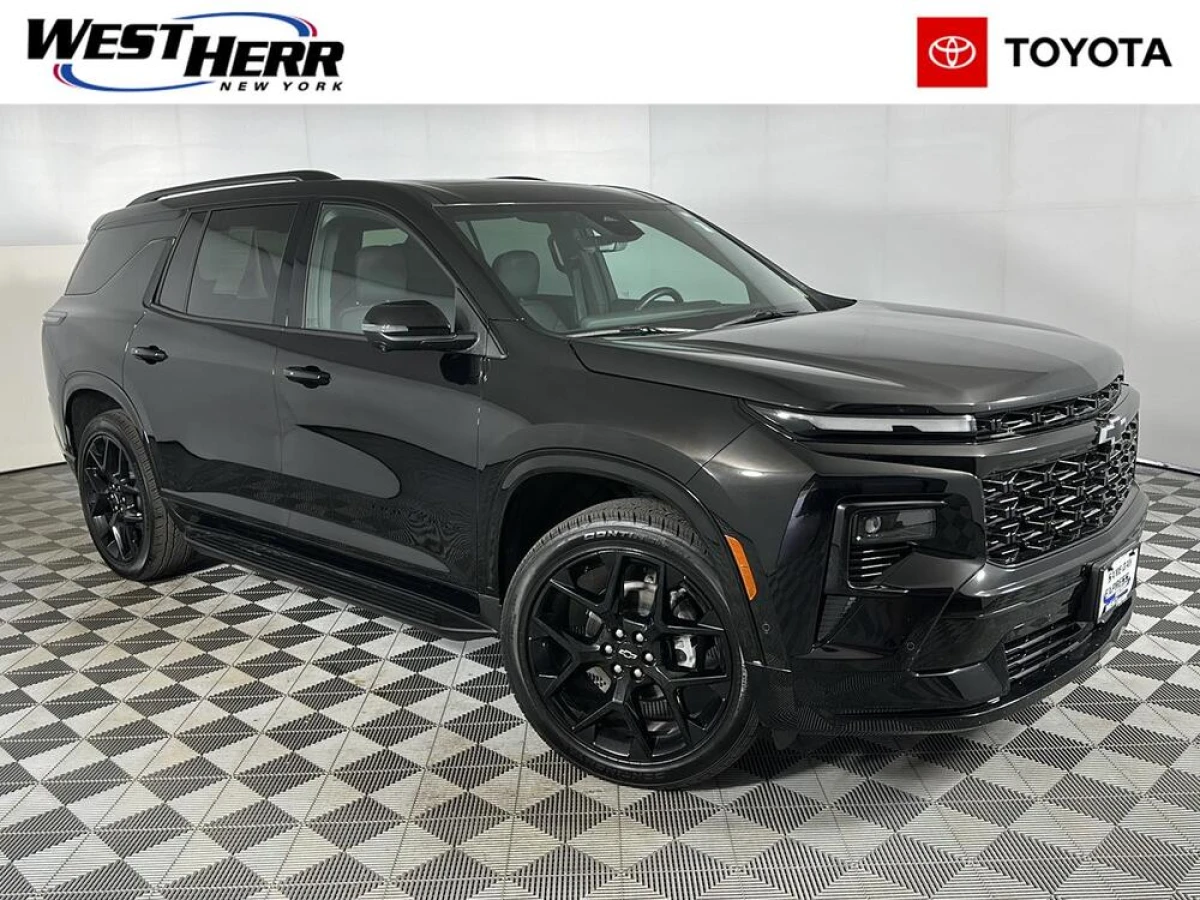 Pre-Owned 2026 Chevrolet Traverse AWD RS
