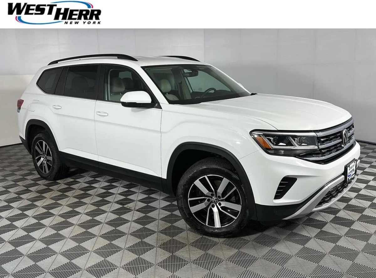 Pre-Owned 2022 Volkswagen Atlas 2.0T SE