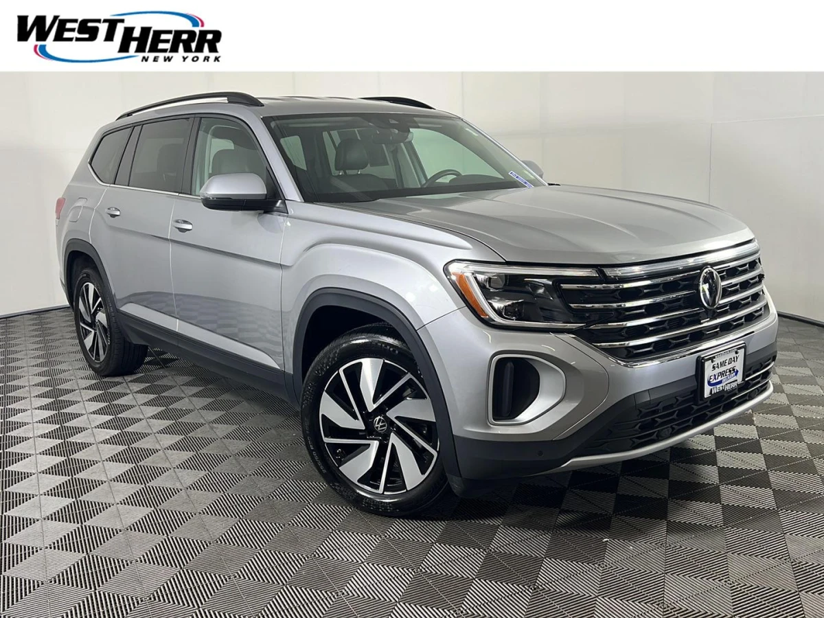 Pre-Owned 2024 Volkswagen Atlas 2.0T SE w/Technology