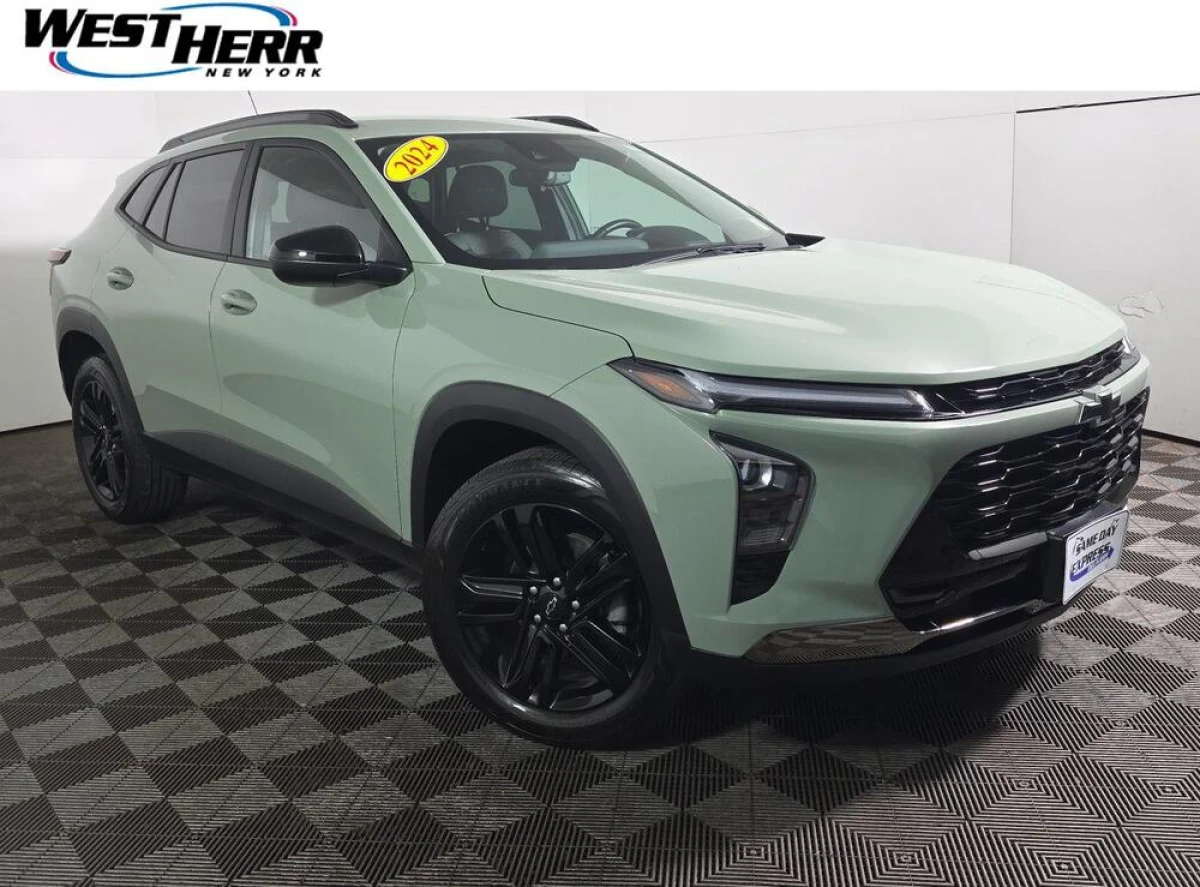 Pre-Owned 2024 Chevrolet Trax ACTIV