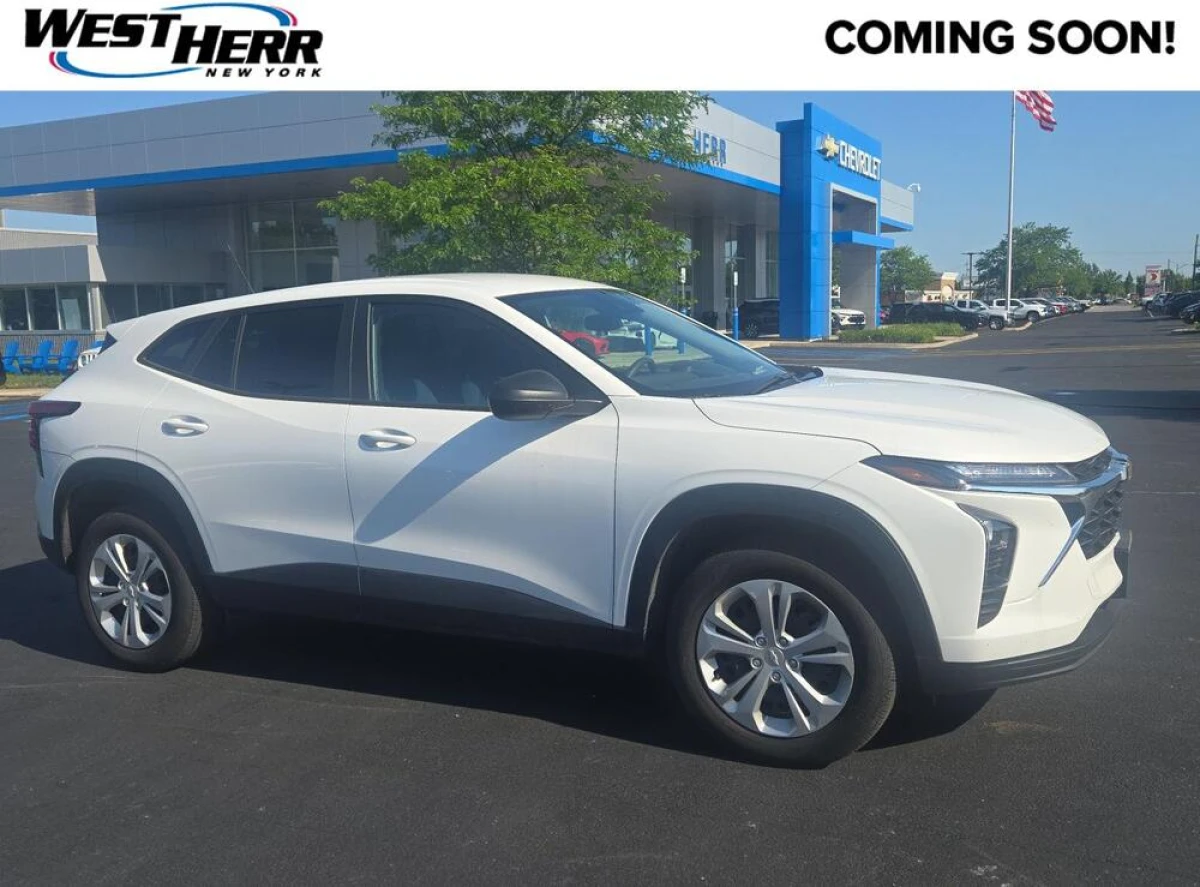 Pre-Owned 2025 Chevrolet Trax LS