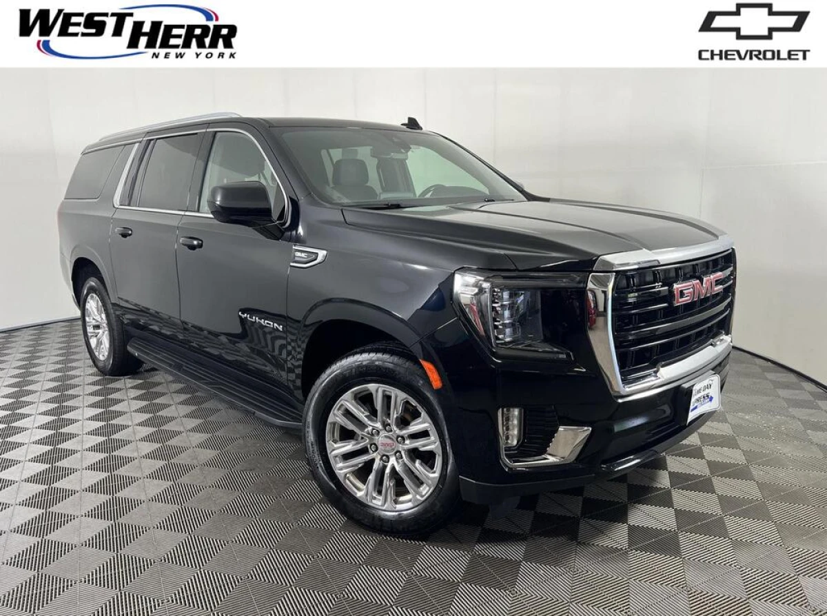 Pre-Owned 2022 GMC Yukon XL SLE