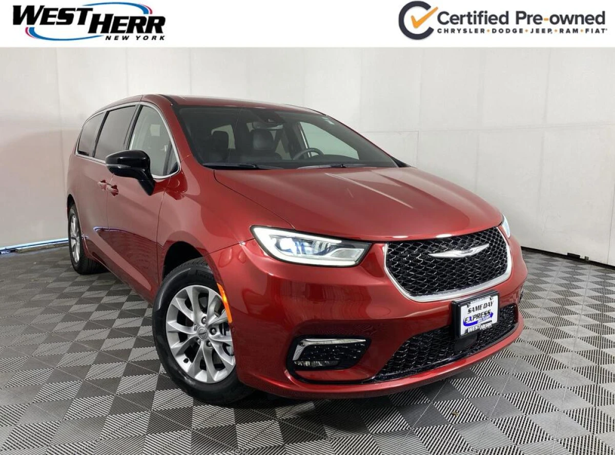 Pre-Owned 2025 Chrysler Pacifica Select
