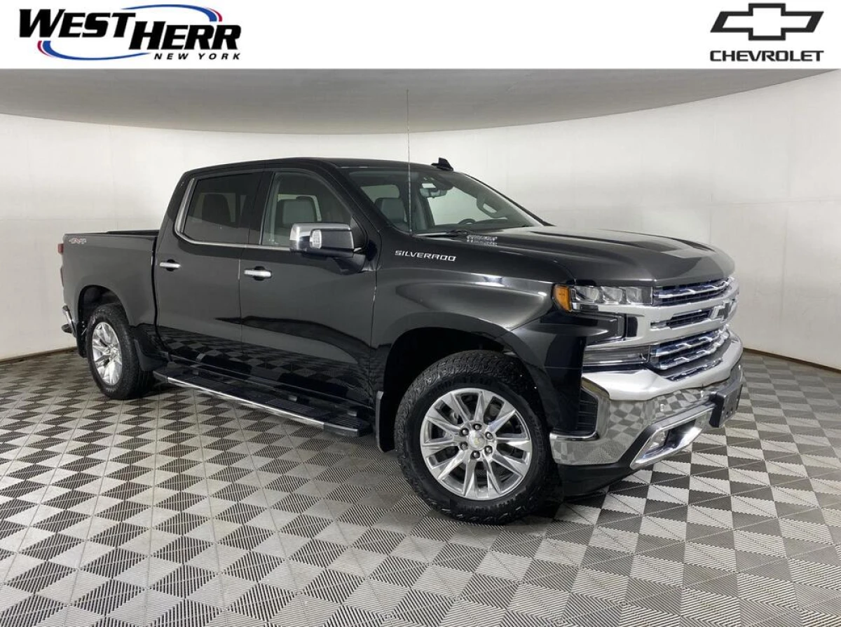 Pre-Owned 2021 Chevrolet Silverado 1500 LTZ