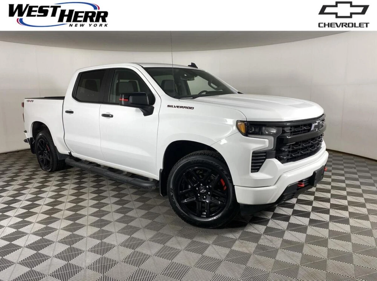 Pre-Owned 2025 Chevrolet Silverado 1500 RST