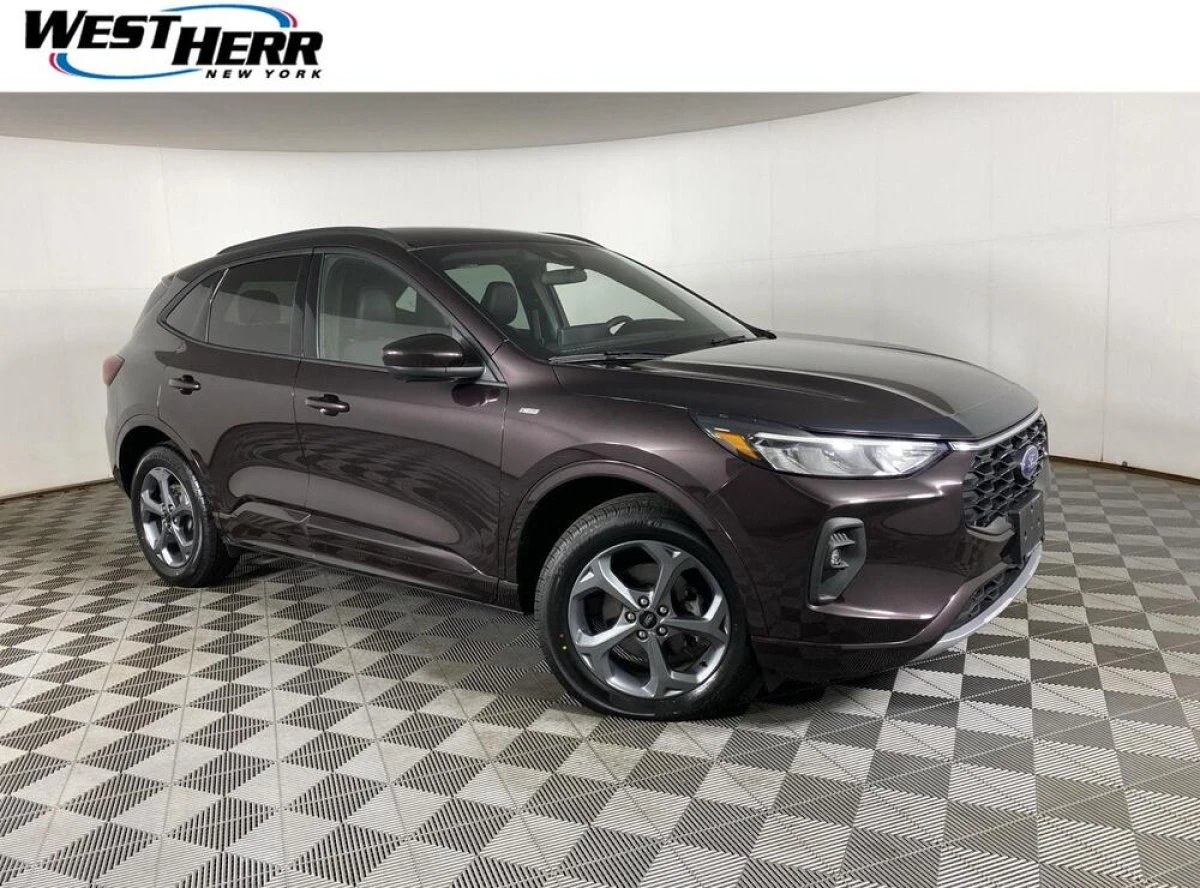 Pre-Owned 2023 Ford Escape ST-Line Select