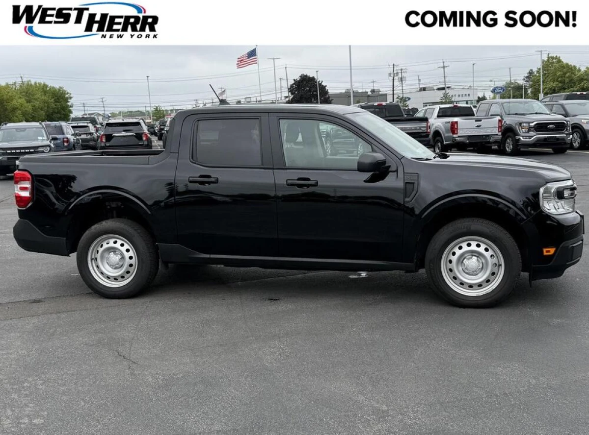 Pre-Owned 2024 Ford Maverick XL