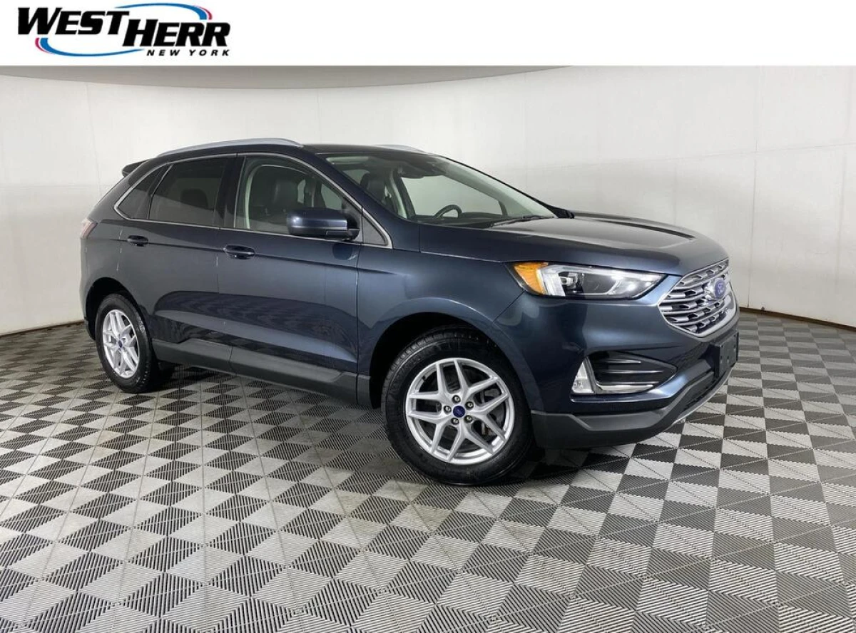 Pre-Owned 2022 Ford Edge SEL