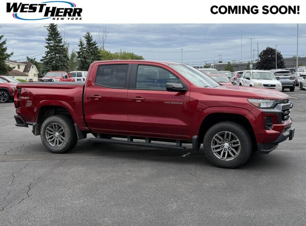 Pre-Owned 2023 Chevrolet Colorado 4WD LT