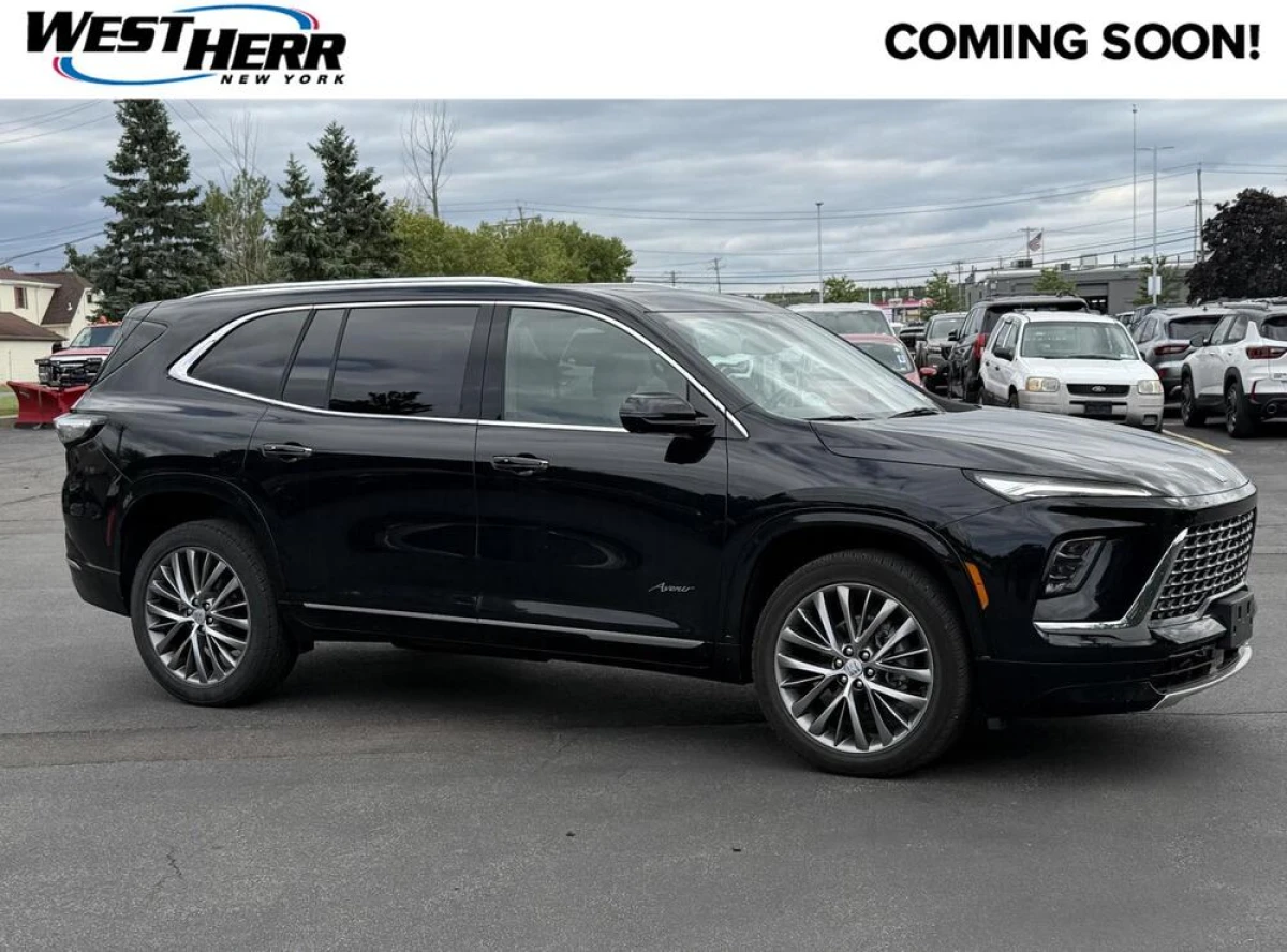Pre-Owned 2025 Buick Enclave Avenir
