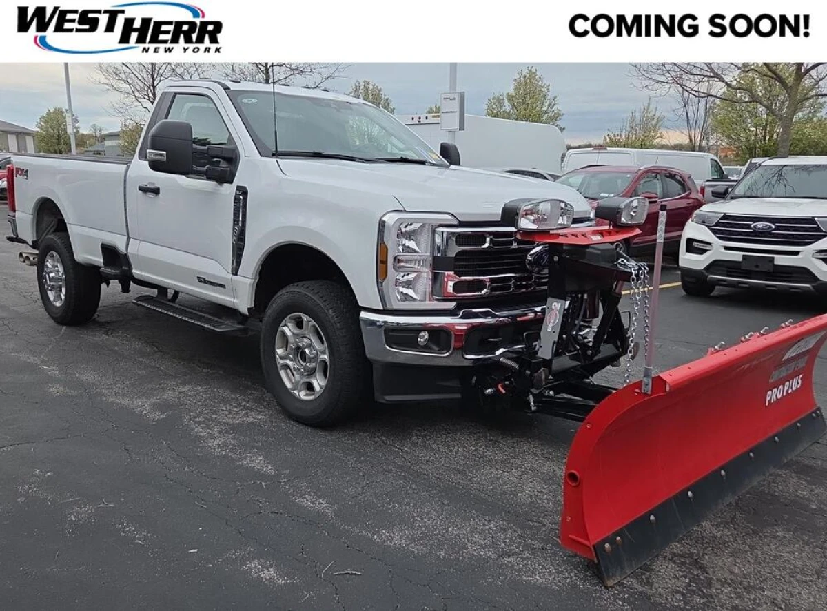 Pre-Owned 2025 Ford Super Duty F-350 XLT