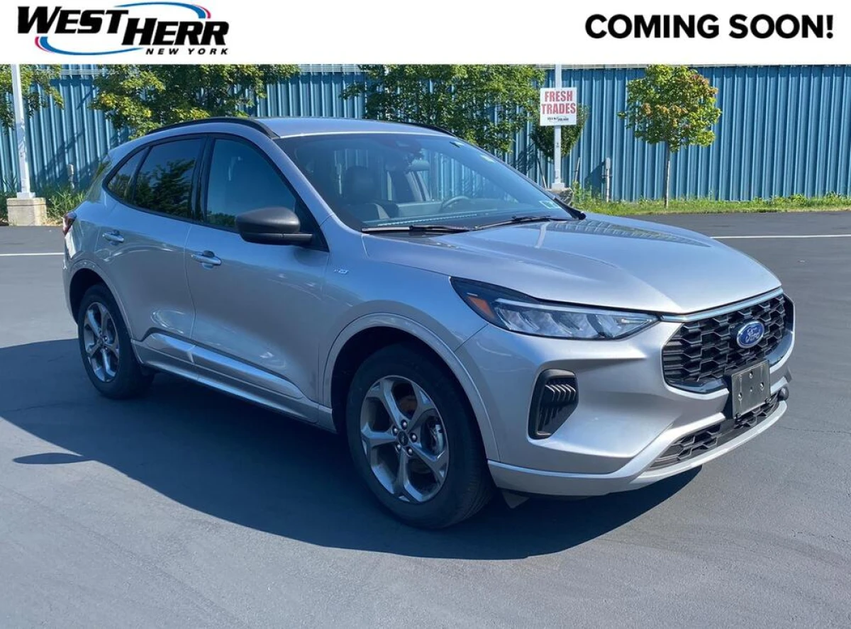 Pre-Owned 2023 Ford Escape ST-Line