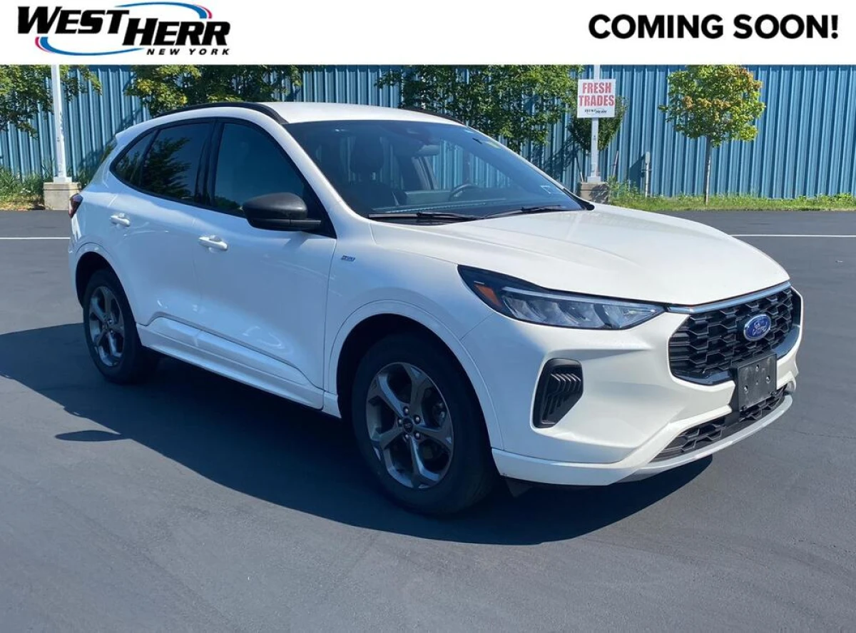 Pre-Owned 2023 Ford Escape ST-Line