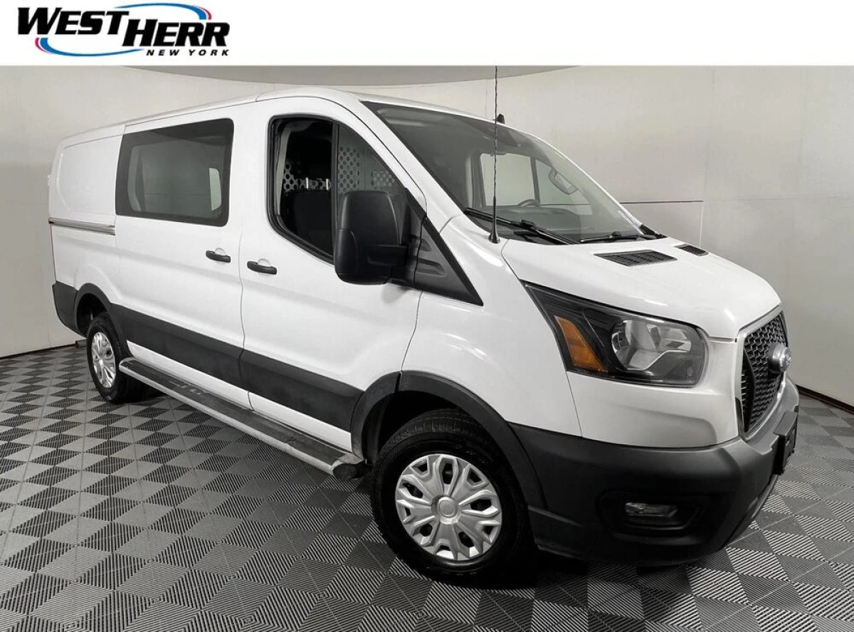 Pre-Owned 2023 Ford Transit 250