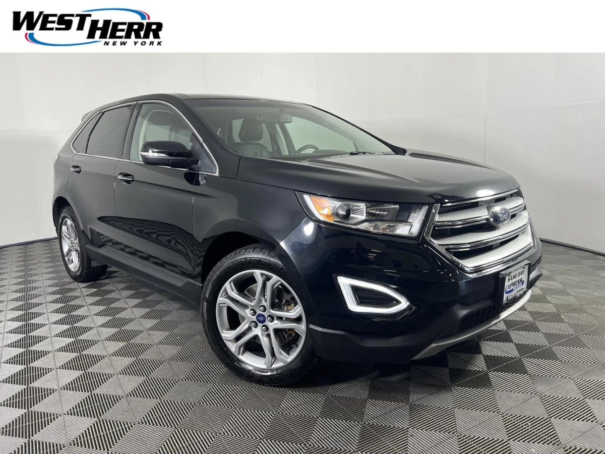Pre-Owned 2018 Ford Edge Titanium