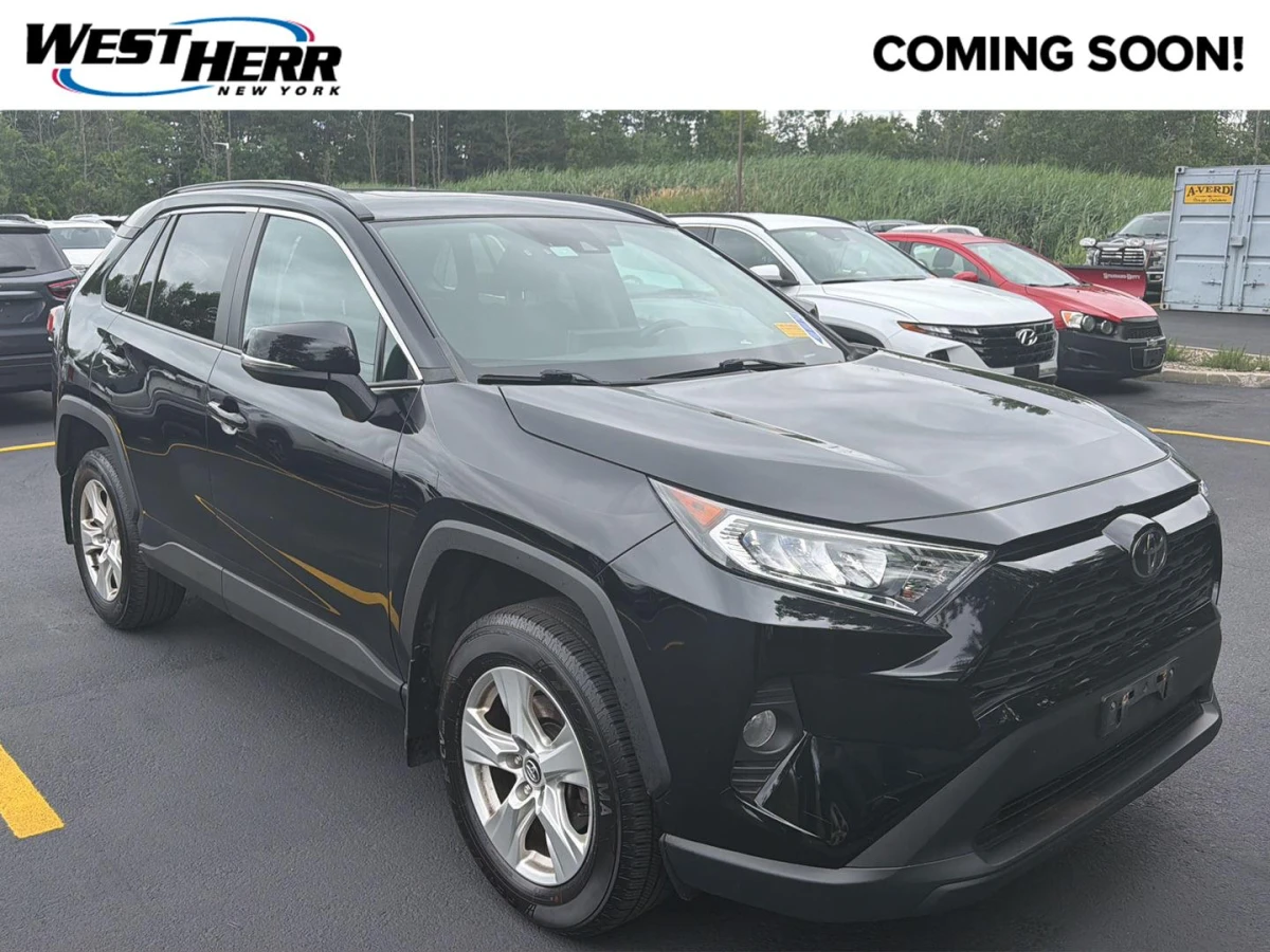 Pre-Owned 2020 Toyota RAV4 XLE