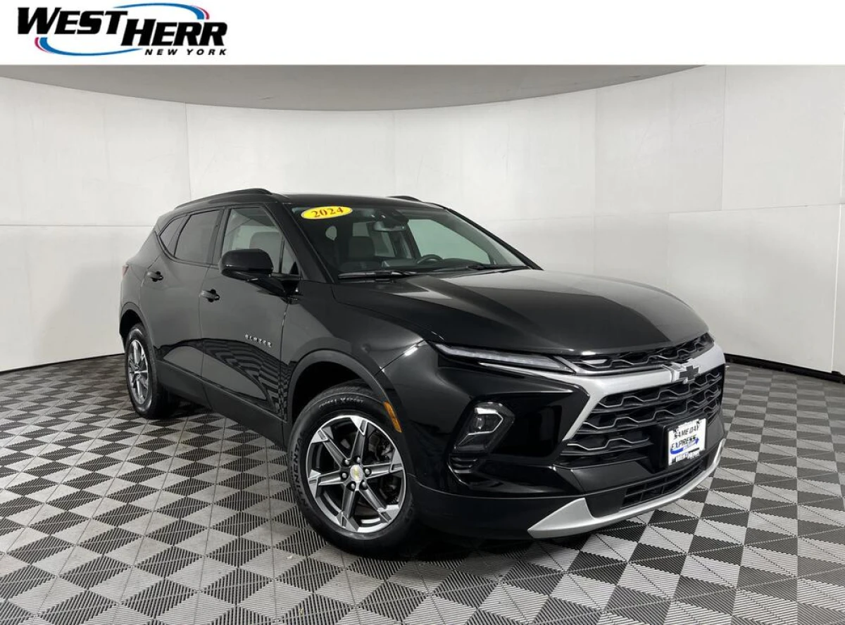 Pre-Owned 2024 Chevrolet Blazer LT
